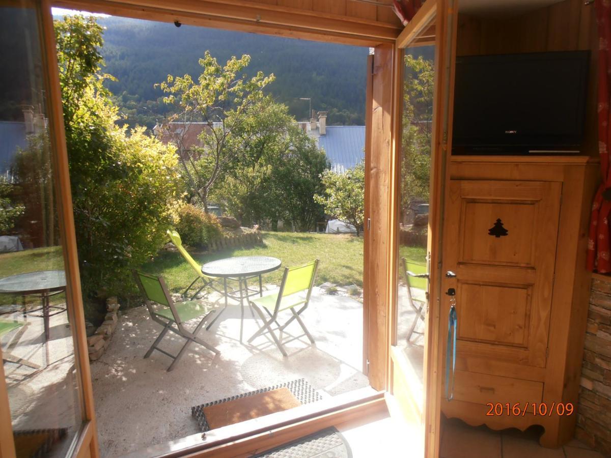 Chalet Bon Accueil บรีอองซง ภายนอก รูปภาพ